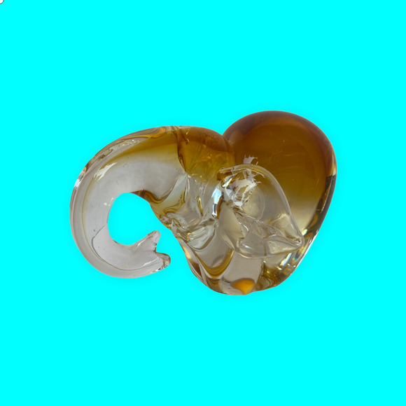 Art Glass Elephant 4” x 6.5” Gold to Clear Abstract Studio Art - Picture 3 of 4